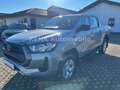 Toyota Hilux 2.8 Double Cab 4x4*Klima*APP*SHZ*Tempomat* Plateado - thumbnail 4
