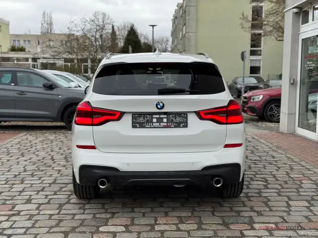 BMW X3 view 6