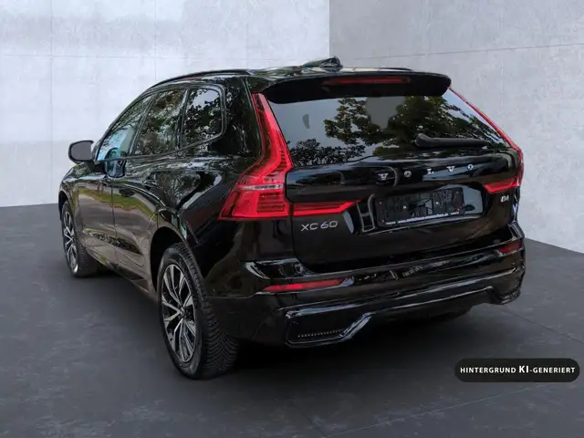 Volvo XC60 view 5