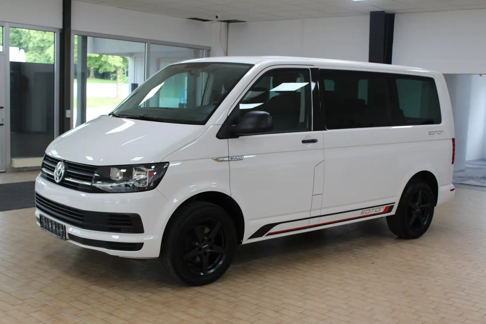 Volkswagen T6 Multivan Multivan Trendline TDI 150PS *PDC *STHZ *Klimaauto Wit - 2