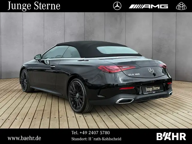 Mercedes-Benz Cle view 3