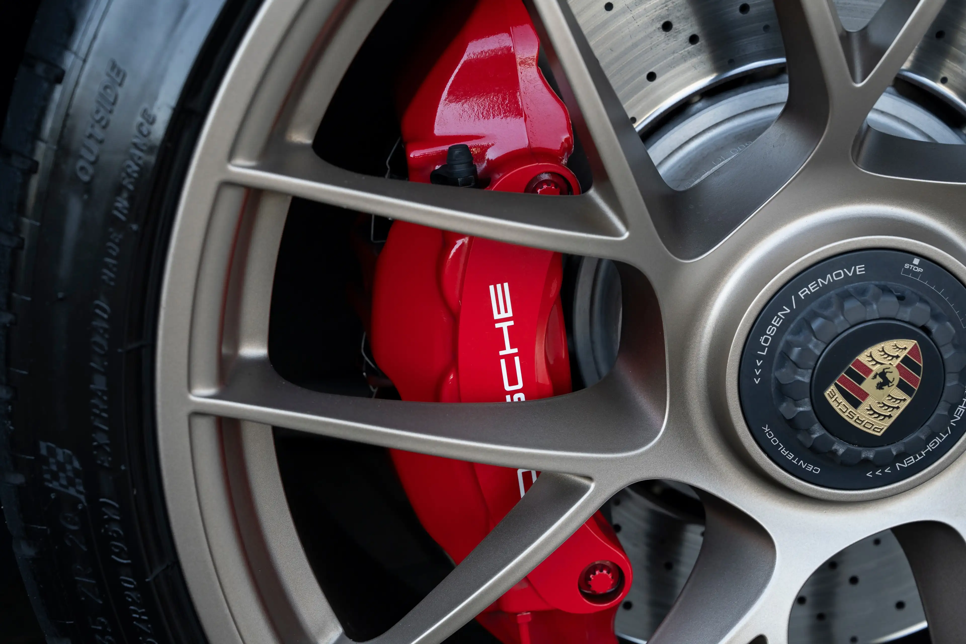 Porsche 911 911 Carrera 2 GTS Cabriolet 3.0 Turbo — photo 8