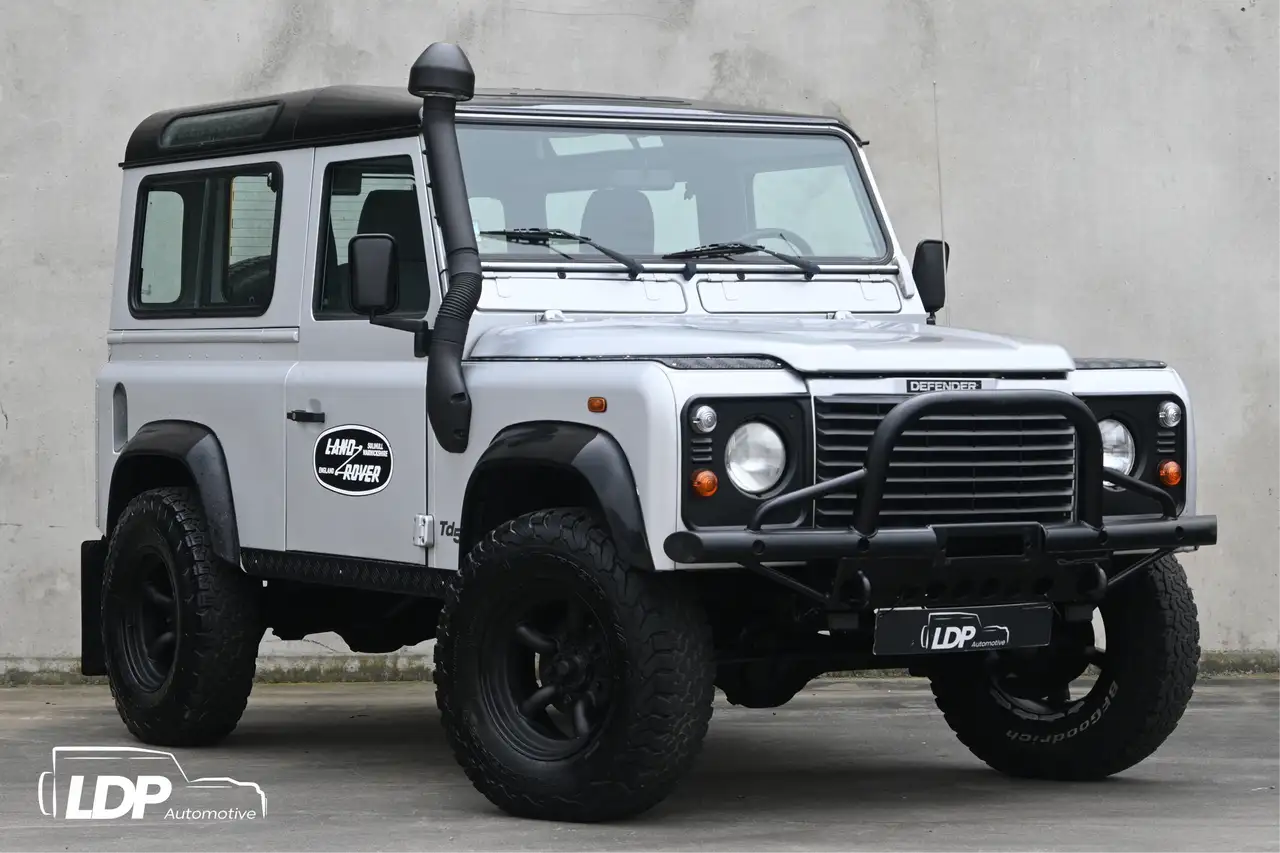 Land Rover Defender Defender 2002