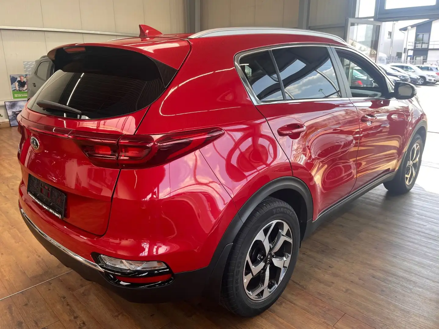 Kia Sportage 2.HAND,NAVI,KLIMAAUTO,RÜCKFAHRKAMERA Rouge - 2