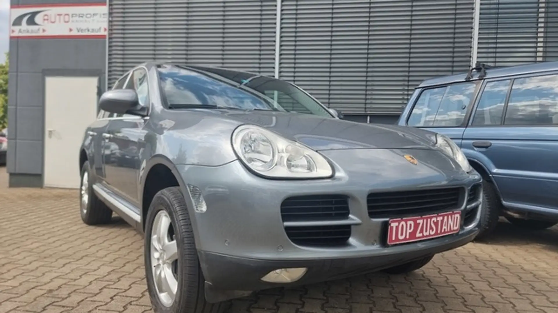 Porsche Cayenne 3,2 V6 AUTOMATIK -2.Hand - guter Zustand Gris - 2