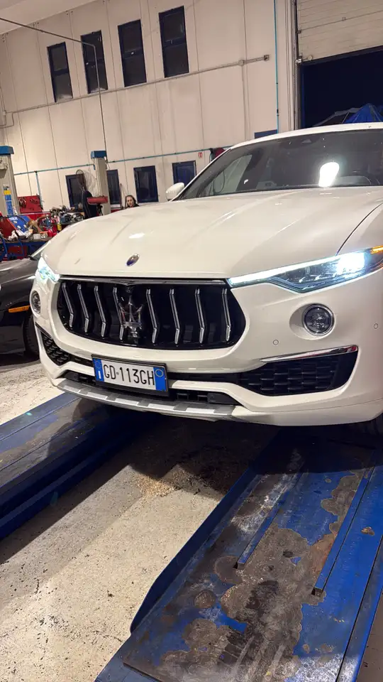 Maserati Levante 2021