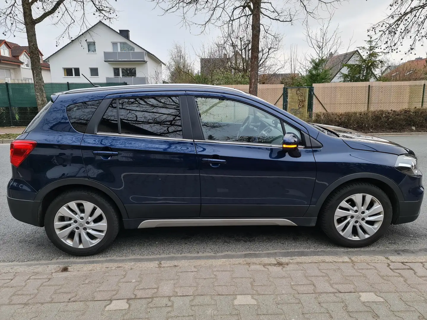 Suzuki SX4 S-Cross SX4 S-Cross 1.0 Boosterjet Automatik Comfort Blue - 2