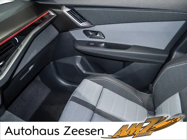 Opel Grandland view 12
