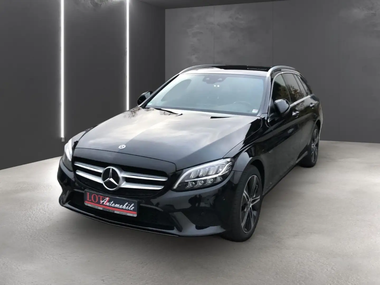 Mercedes-Benz C 300 EQ power T-Modell Noir - 1