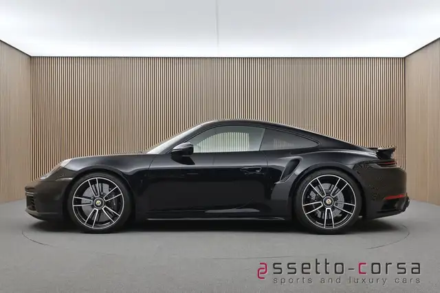 Porsche 911 main image