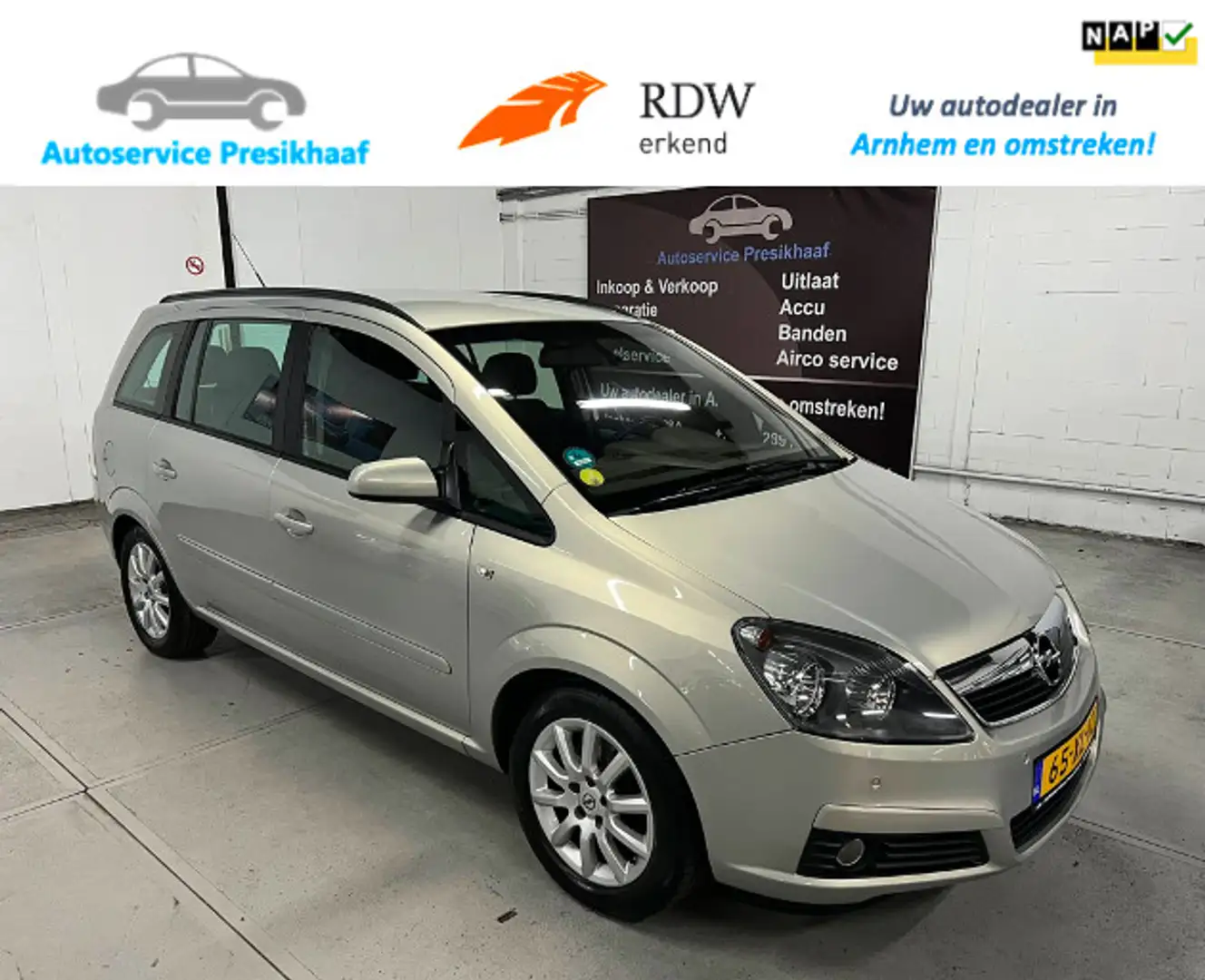 Opel Zafira 1.6 Temptation 7p. NAVIGATIE / NAP / TREKHAAK Gris - 1