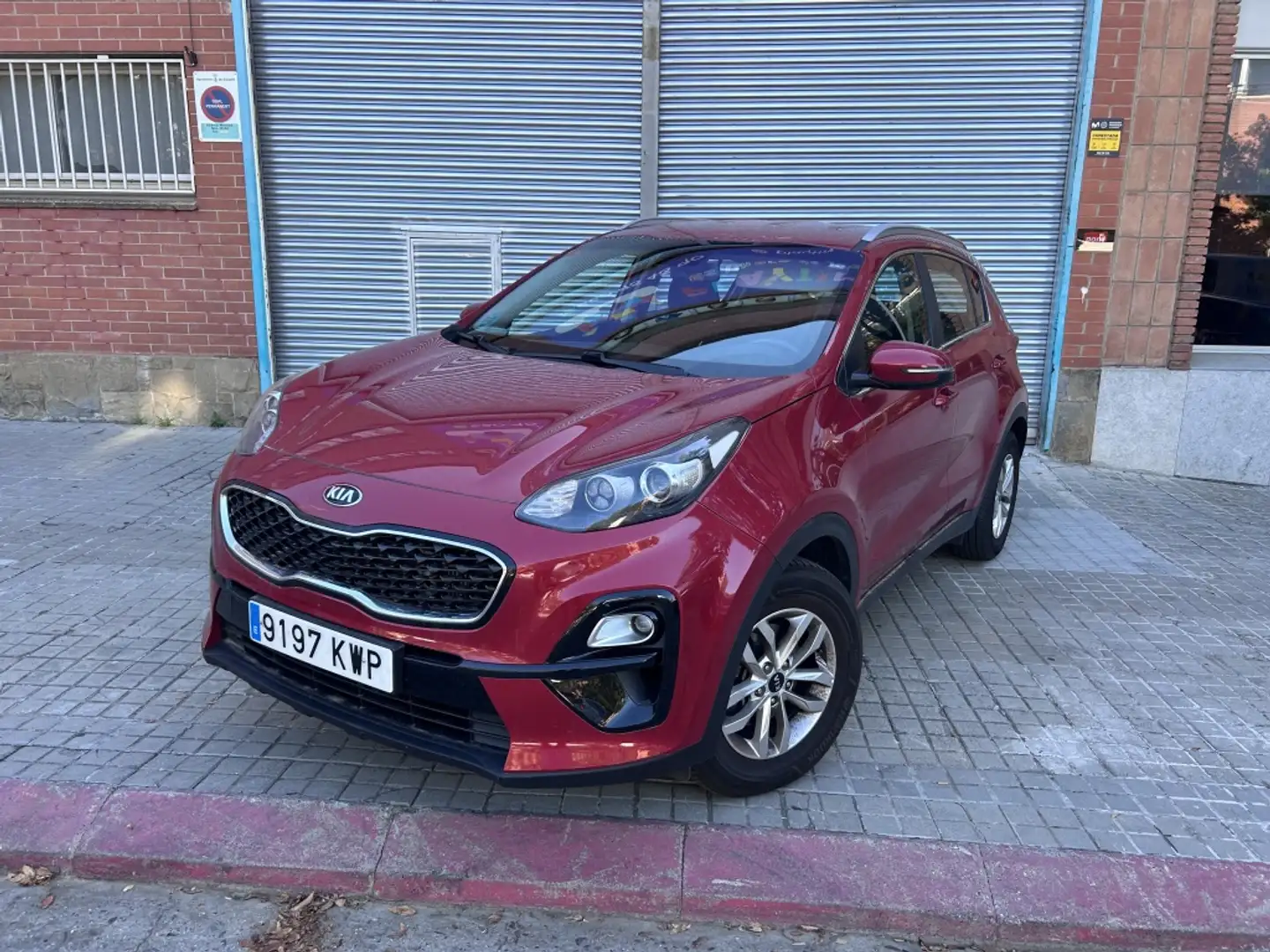 Kia Sportage 1.6 CRDi Drive 4x2 115 Mauve - 1