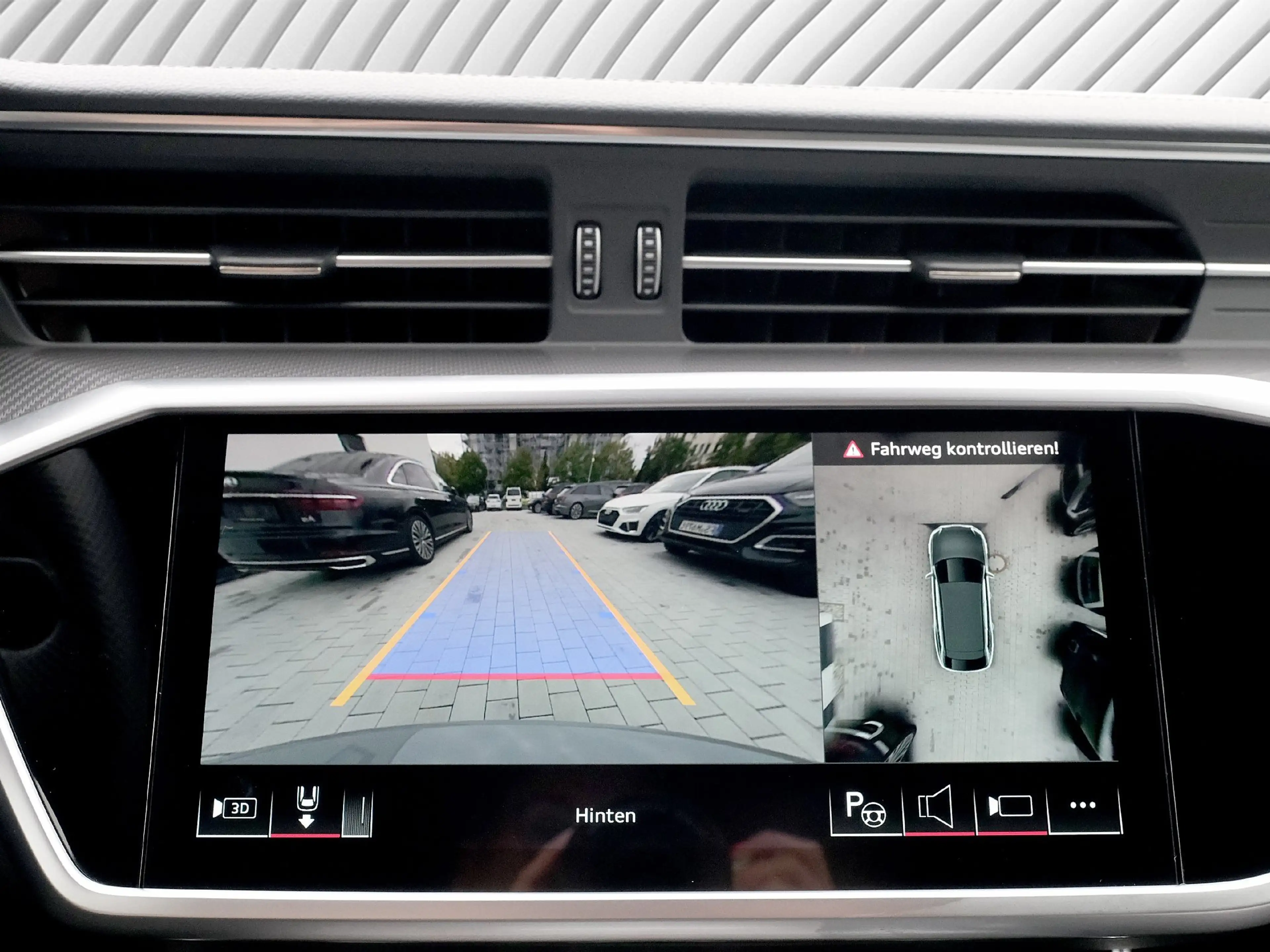 Audi RS6 Avant 4.0 TFSI quattro HUD Navi /1.Hand — photo 9