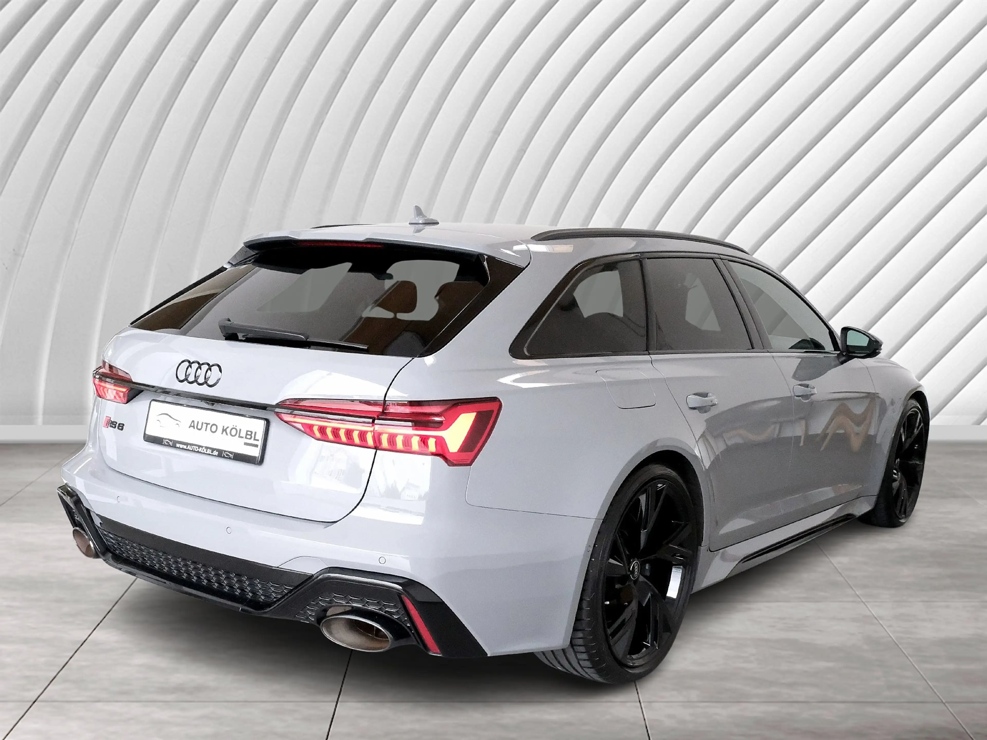Audi RS6 Avant 4.0 TFSI quattro HUD Navi /1.Hand — photo 5