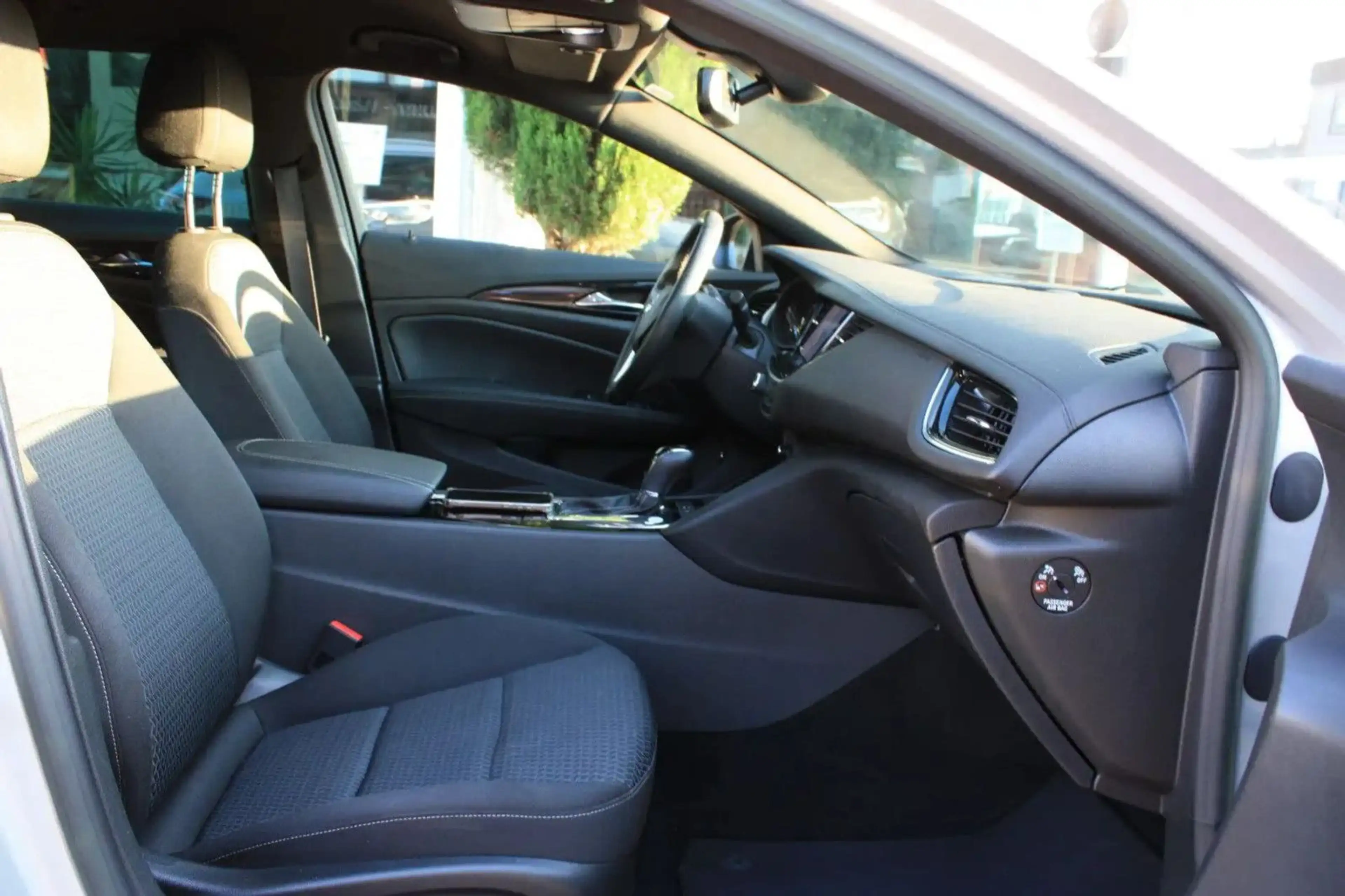 Opel Insignia B Sports Tourer Business — photo 15