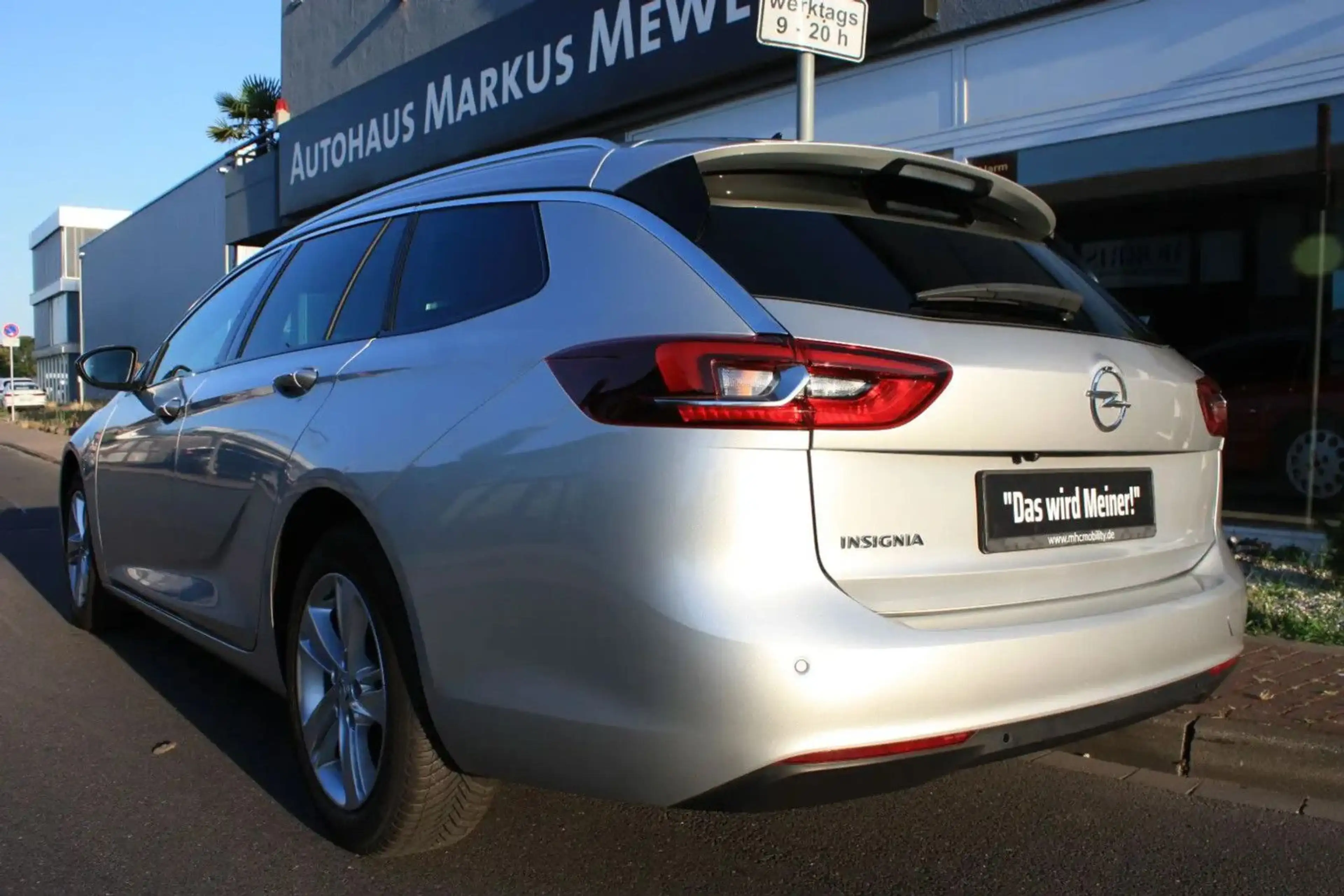 Opel Insignia B Sports Tourer Business — photo 8