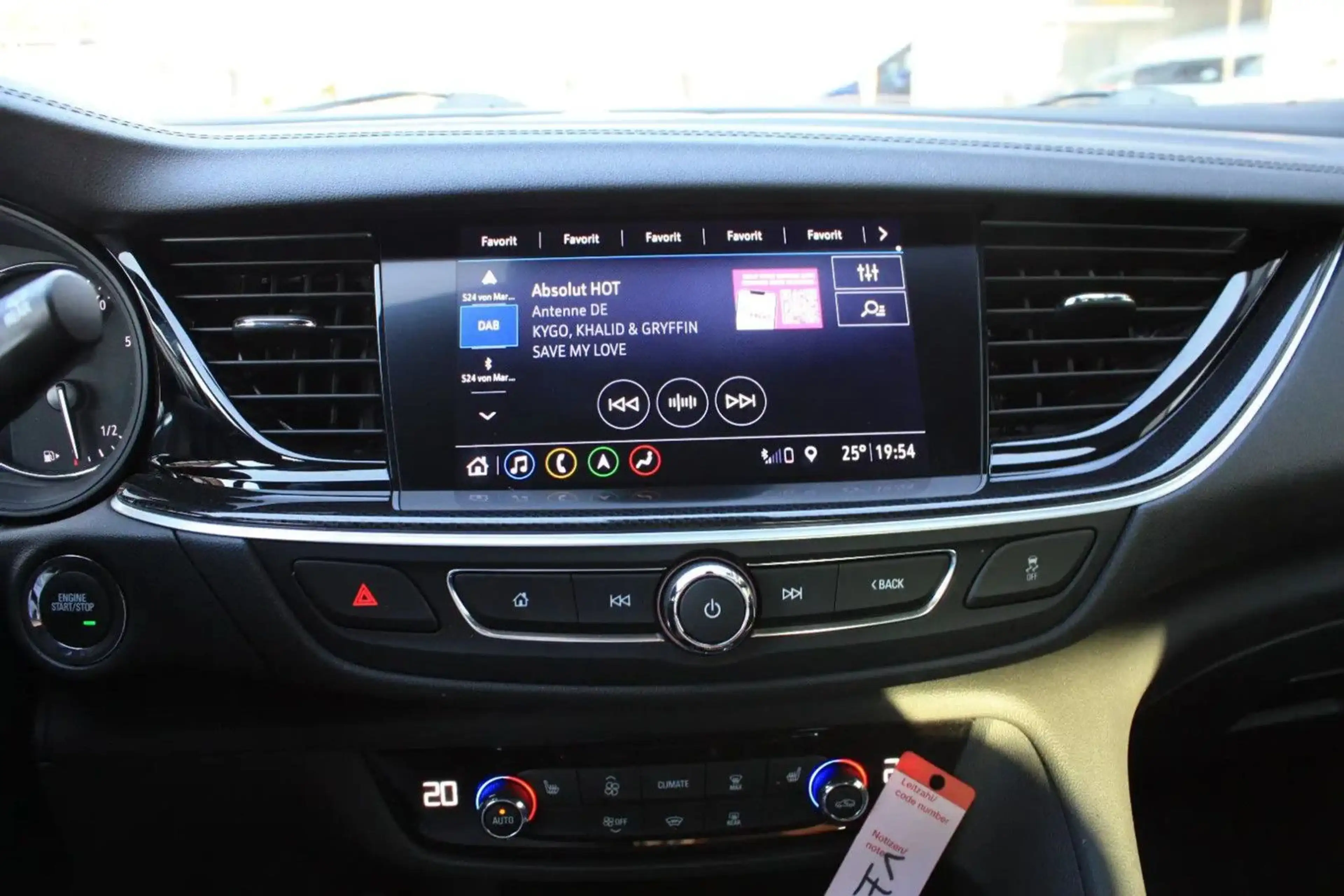 Opel Insignia B Sports Tourer Business — photo 17