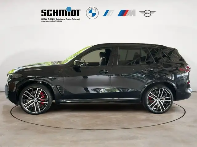 BMW X5 view 3