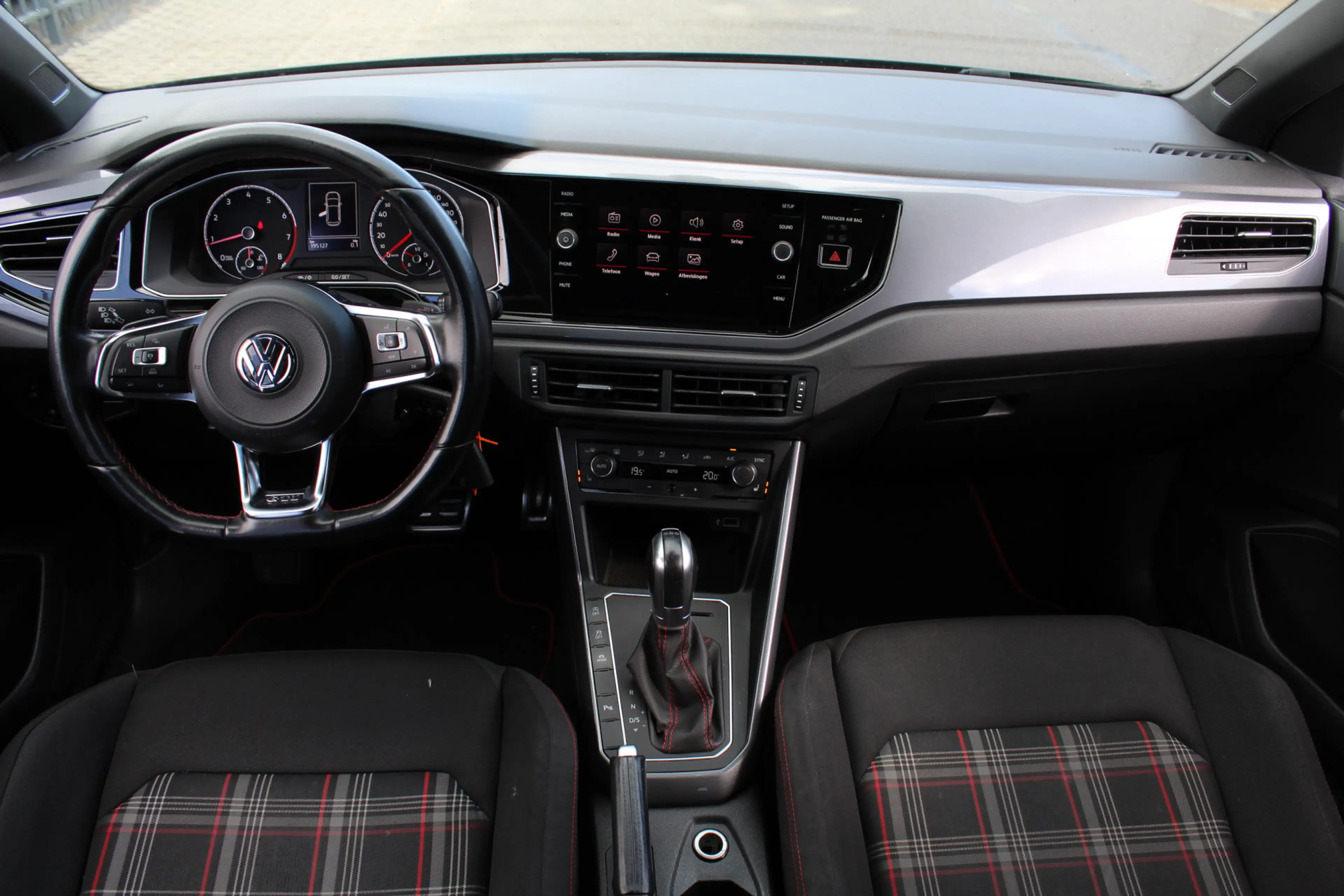 Volkswagen Polo GTI 2.0 TSI 200Pk DSG-automaat | Goed onderhouden — photo 3
