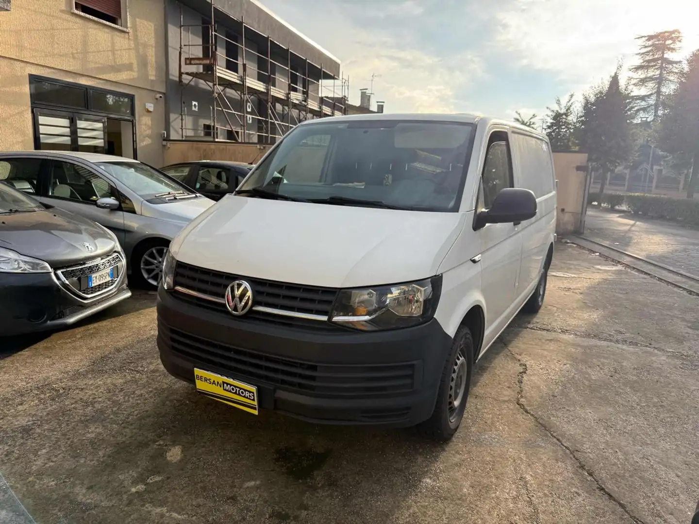 Volkswagen Transporter 2.0 TDI 150CV 4Motion PL Furgone Business Blanc - 1