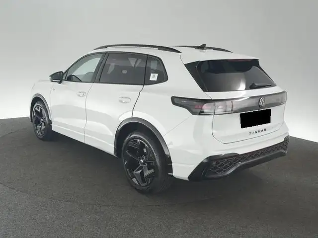 Volkswagen Tiguan view 5