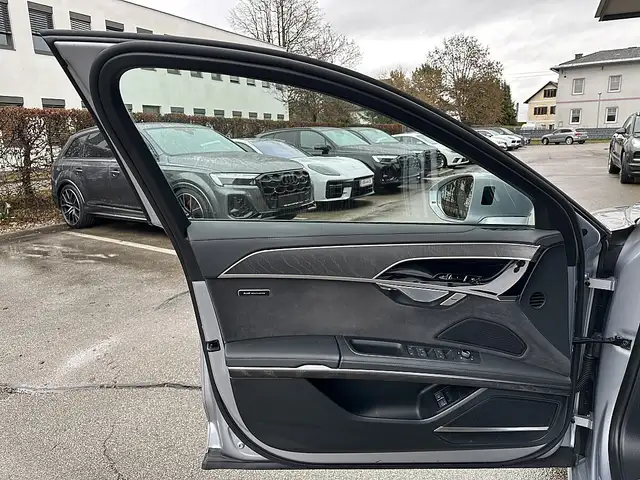 Audi A8 60 TFSI e PHEV quattro / AHK / SZL / Pano / Sof... Ansicht 31
