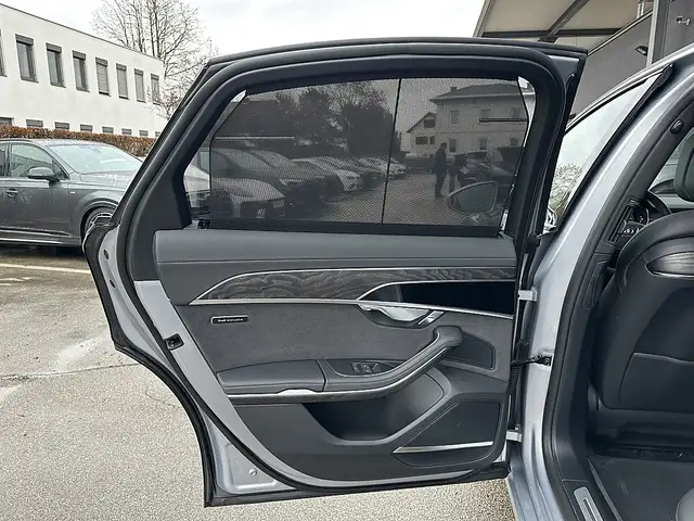 Audi A8 60 TFSI e PHEV quattro / AHK / SZL / Pano / Sof... Ansicht 13