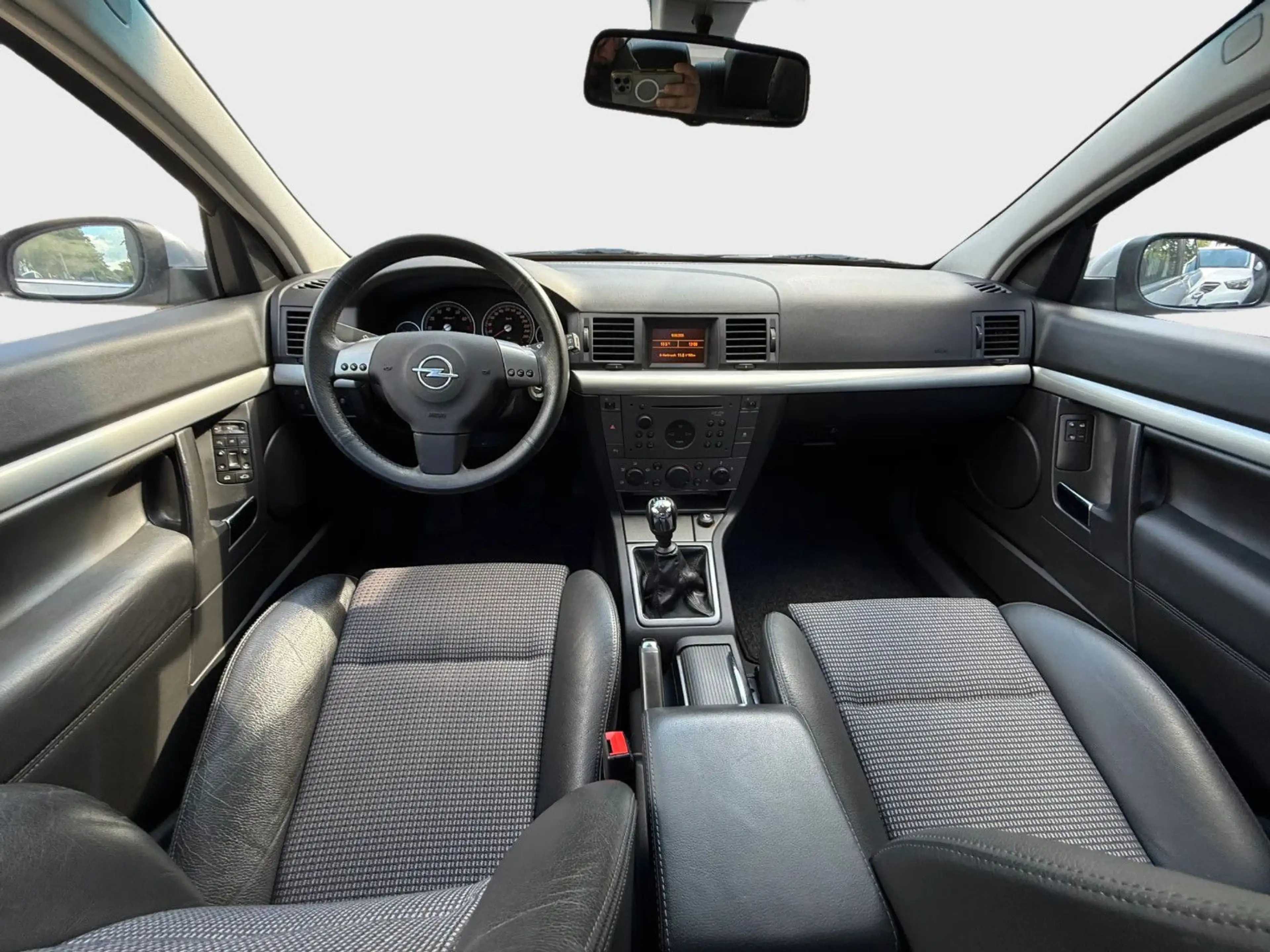 Opel Vectra GTS 1.8 16V*Hand*SHZ*Klima*PDC* — photo 12