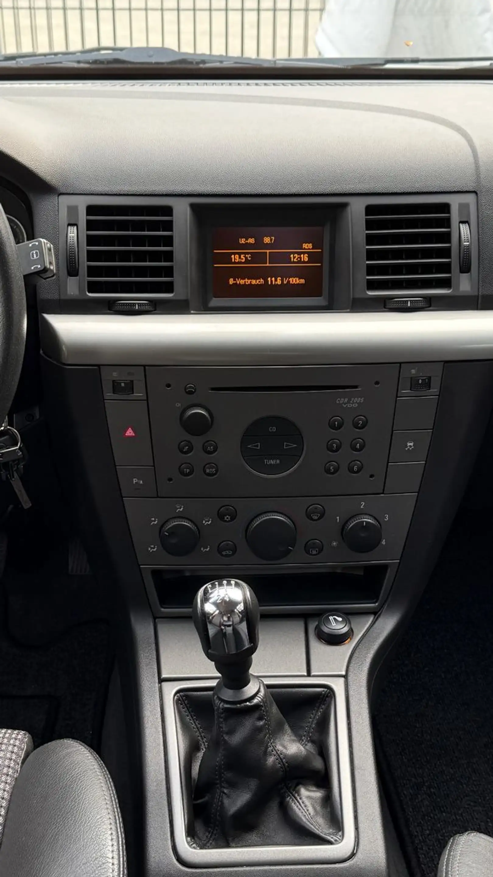 Opel Vectra GTS 1.8 16V*Hand*SHZ*Klima*PDC* — photo 14