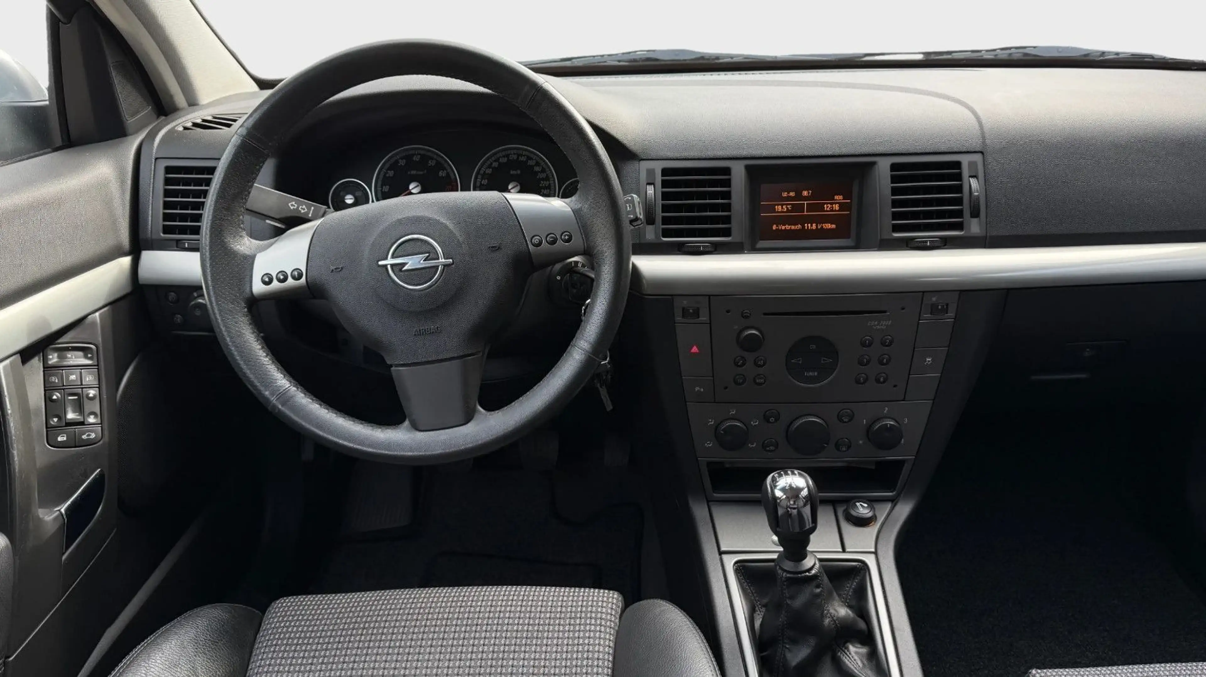 Opel Vectra GTS 1.8 16V*Hand*SHZ*Klima*PDC* — photo 13