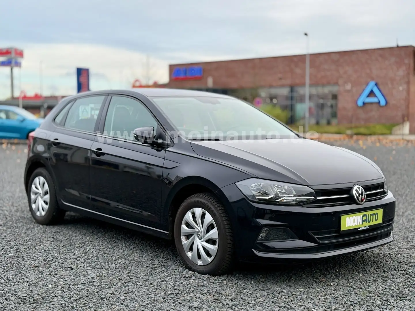 Volkswagen Polo VI Comfortline KLIMA KAMERA NAVI APPS PANO Noir - 1
