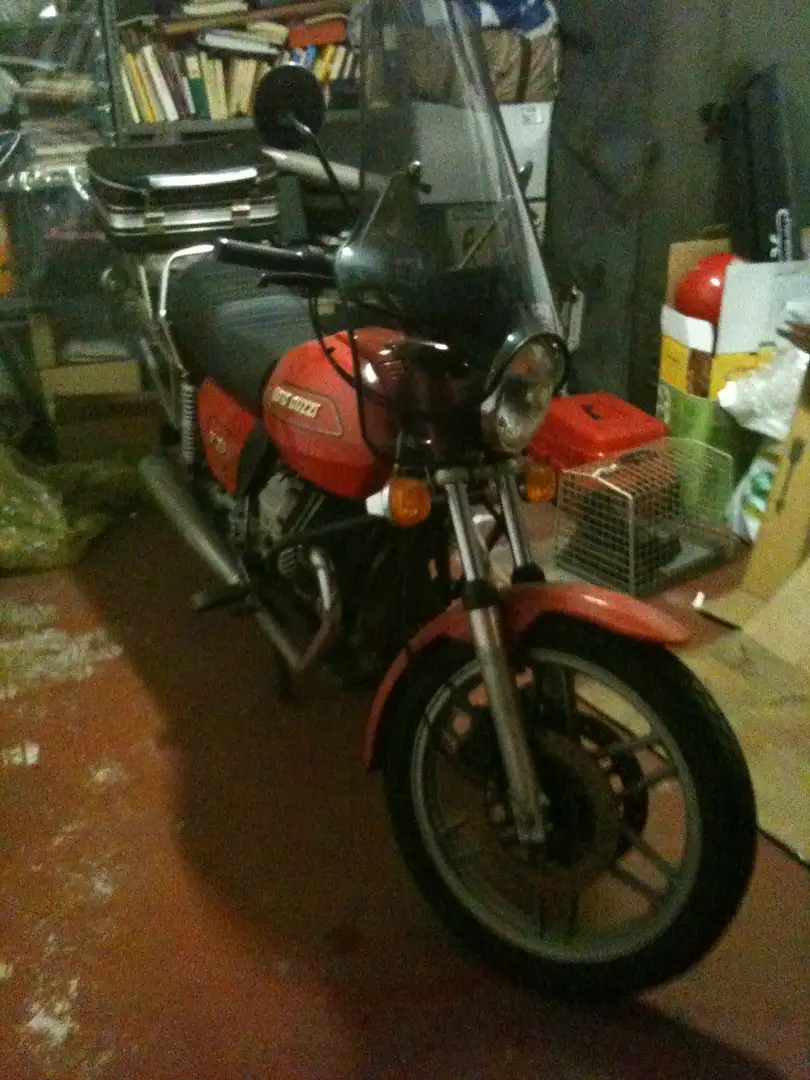Moto Guzzi V 35 Red - 1