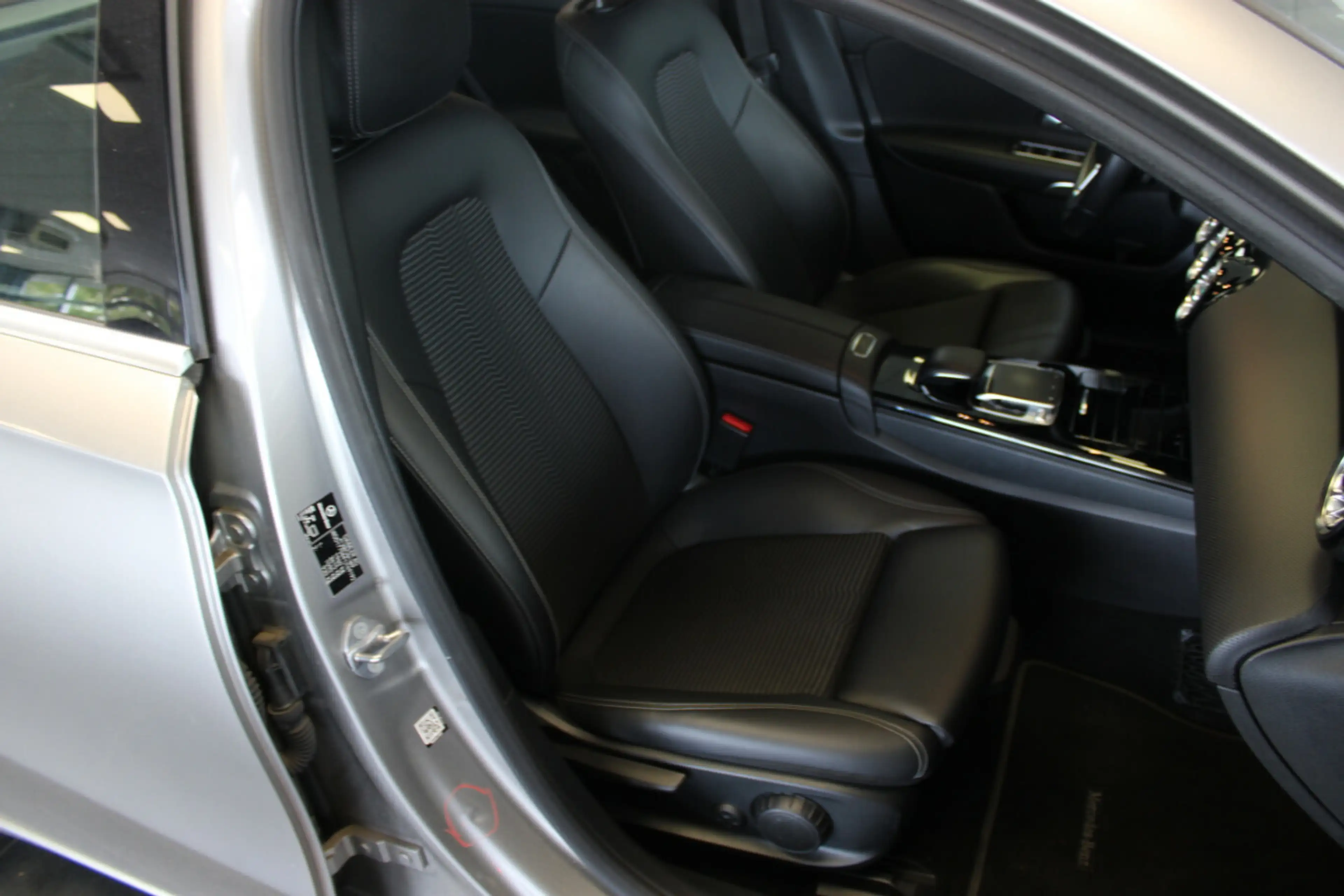 Mercedes-Benz A 220 7G-DCT Edition 19 — photo 11