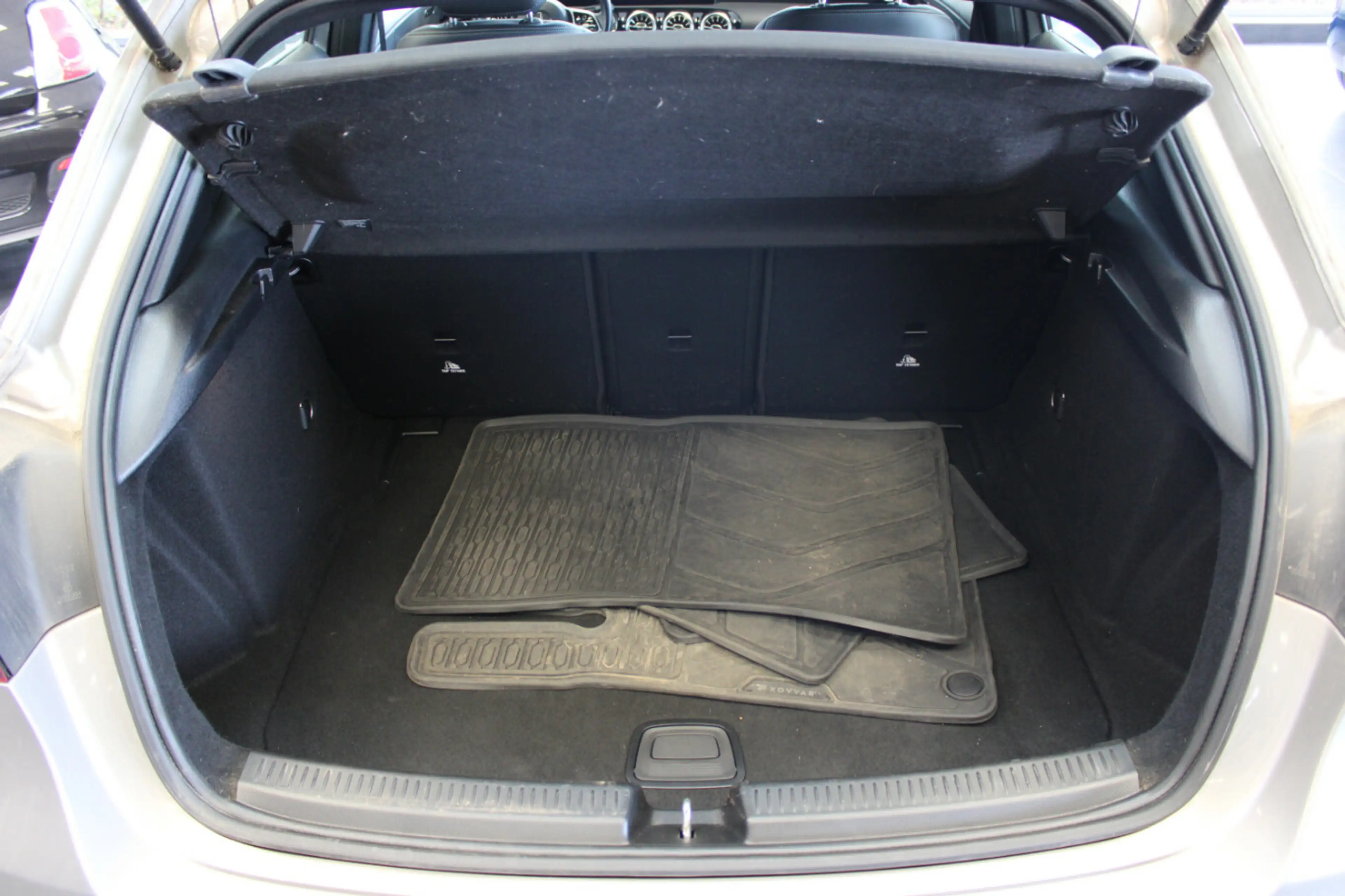 Mercedes-Benz A 220 7G-DCT Edition 19 — photo 6