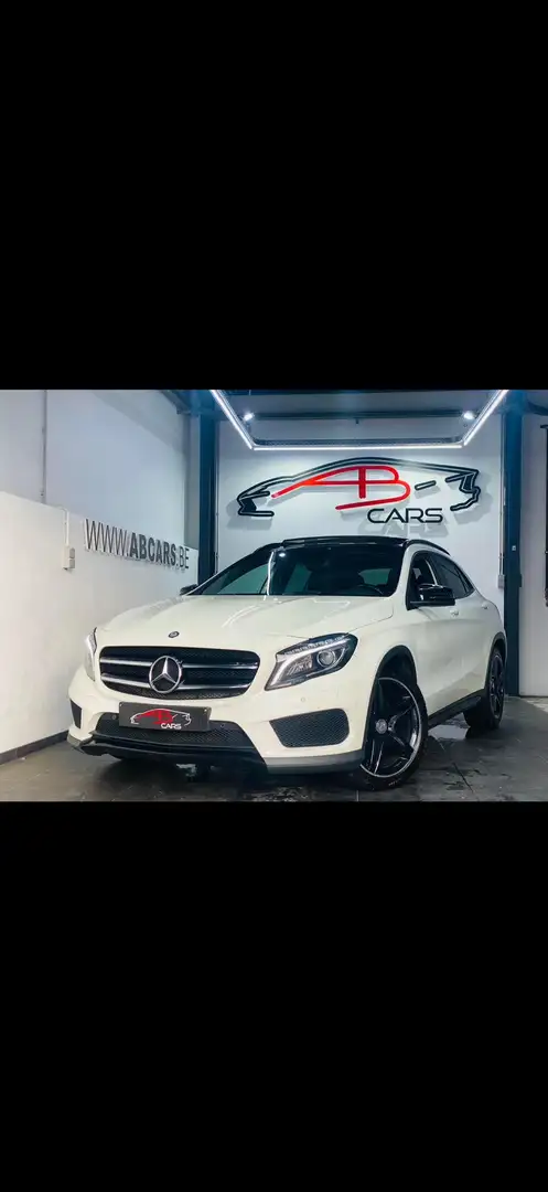 Mercedes-Benz GLA 220 - 1