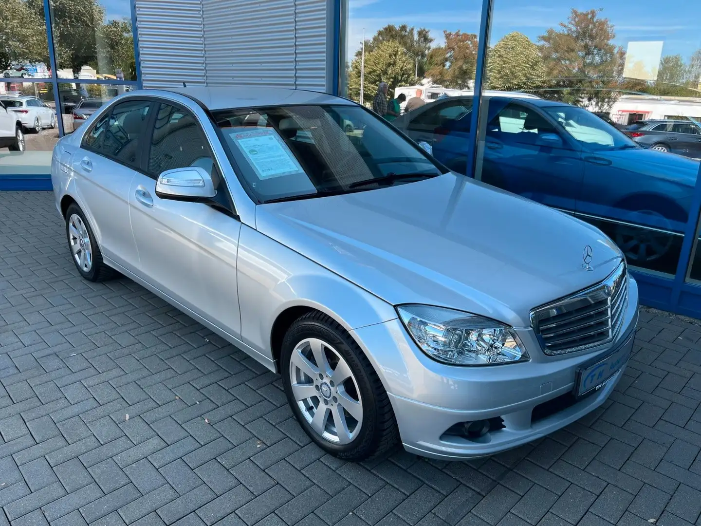Mercedes-Benz C 200 Kompressor/Tempomat/Klimaautomatik Silber - 1