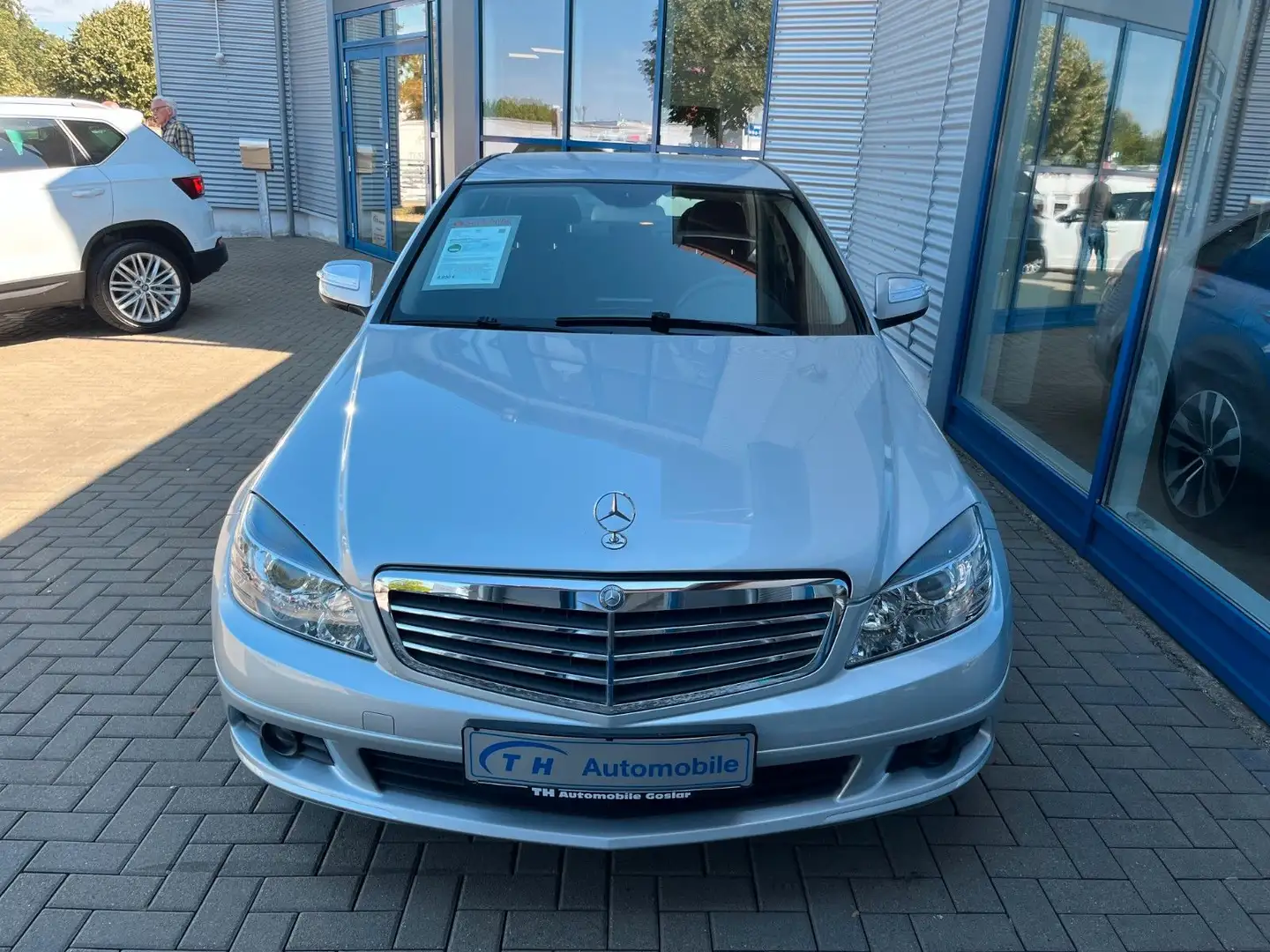 Mercedes-Benz C 200 Kompressor/Tempomat/Klimaautomatik Silber - 2