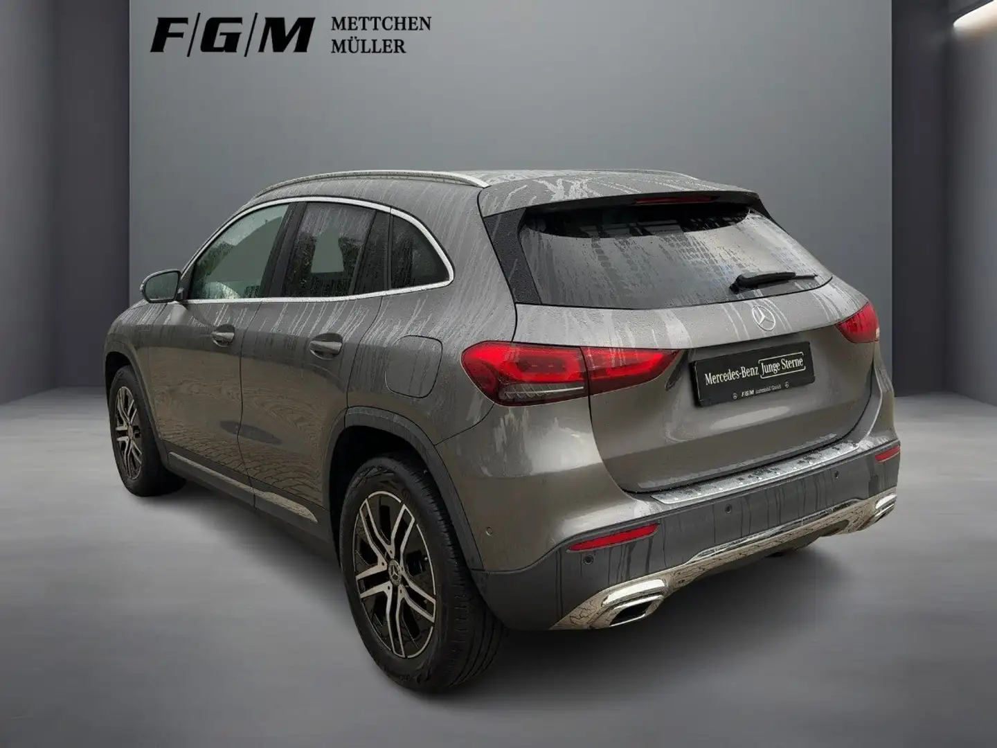 Mercedes-Benz GLA 200 Progressive/Standheizung/LED/R-Akm/Sounds Grigio - 2