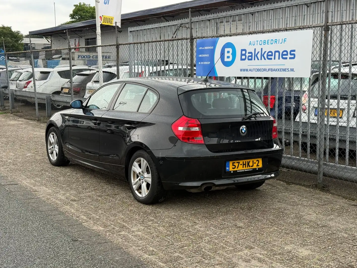 BMW 116 1-serie 116i Business Line | LEES TEKST! Black - 2