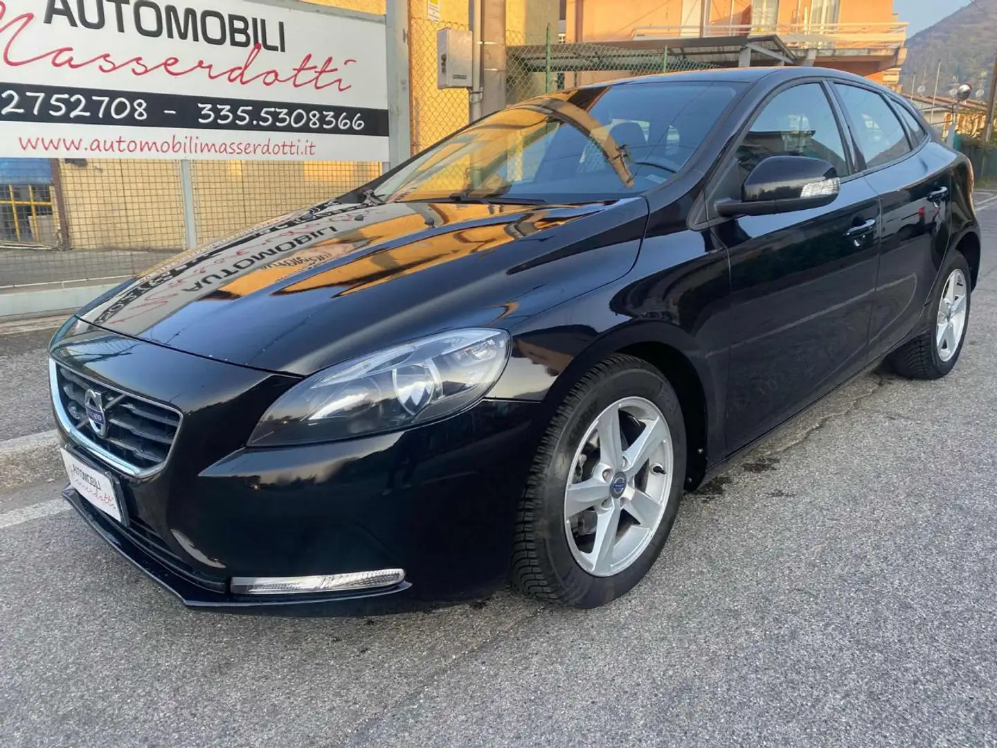 Volvo V40 D2 1.6 Nero - 1
