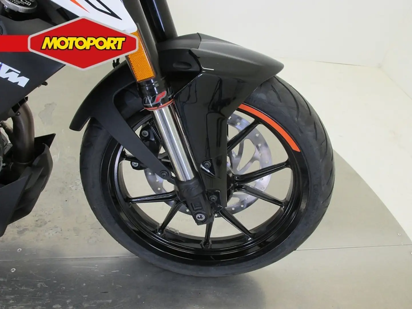 KTM 390 Duke ABS Wit - 2