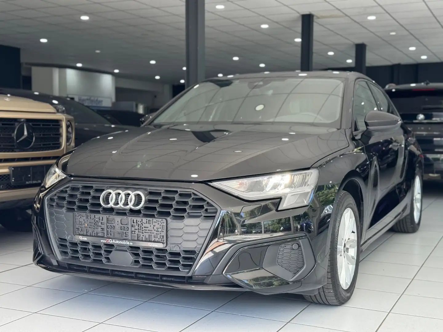 Audi A3 Sportback 30 TFSI *LED*VIRTUELL*CARPLAY* Schwarz - 2