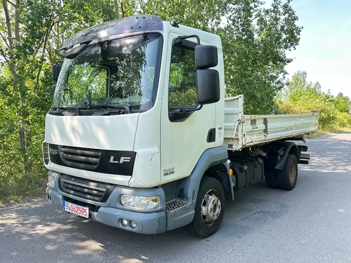DAF 45.210/Dreiseitenkipper/Klima/1. Hand/4,30m Lade Weiß - 2