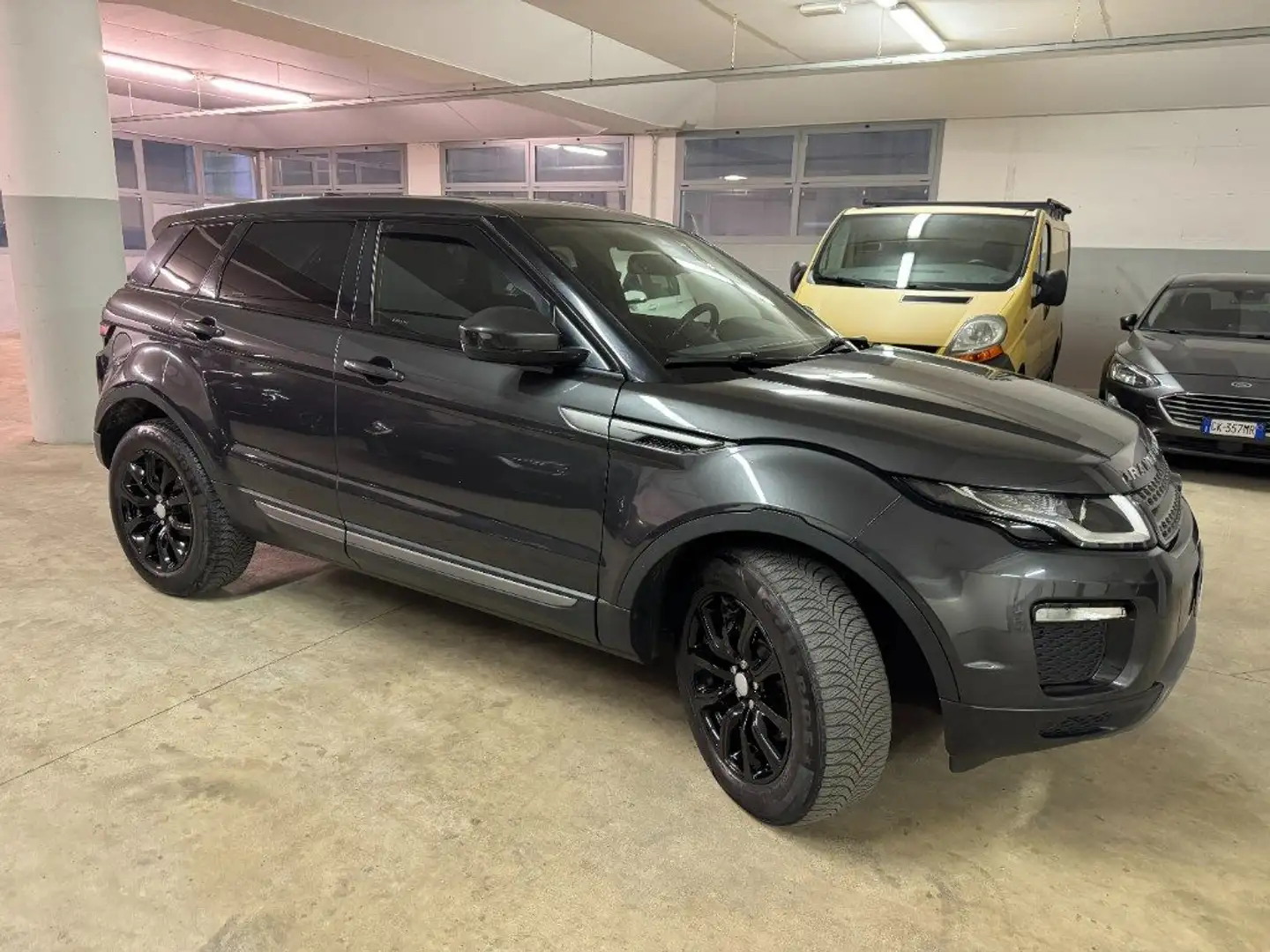 Land Rover Range Rover Evoque 2.0 TD4 150 CV 5p. Business Edition SE Grau - 2