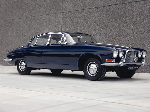 Jaguar Mark X 3.8