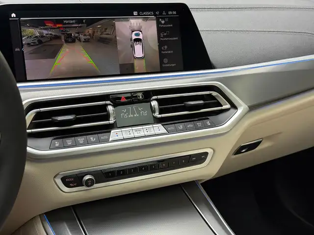 BMW X5 view 14