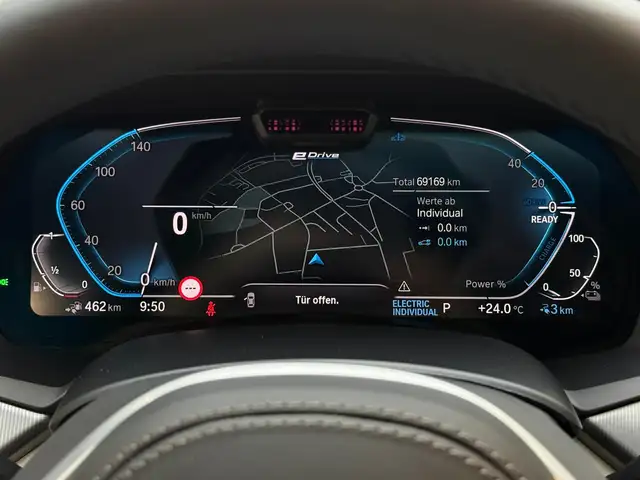 BMW X5 view 13