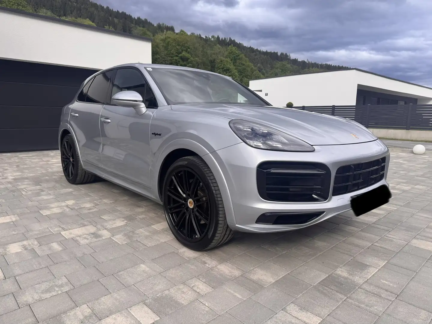 Porsche Cayenne III E-Hybrid PHEV 17,9 kWh Aut. - 2