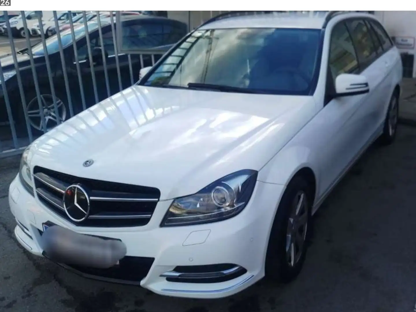 Mercedes-Benz 180 C- Klasse 180, 2.2 CDI kombi Blanc - 2