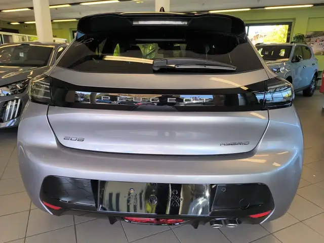 Peugeot 208 view 8